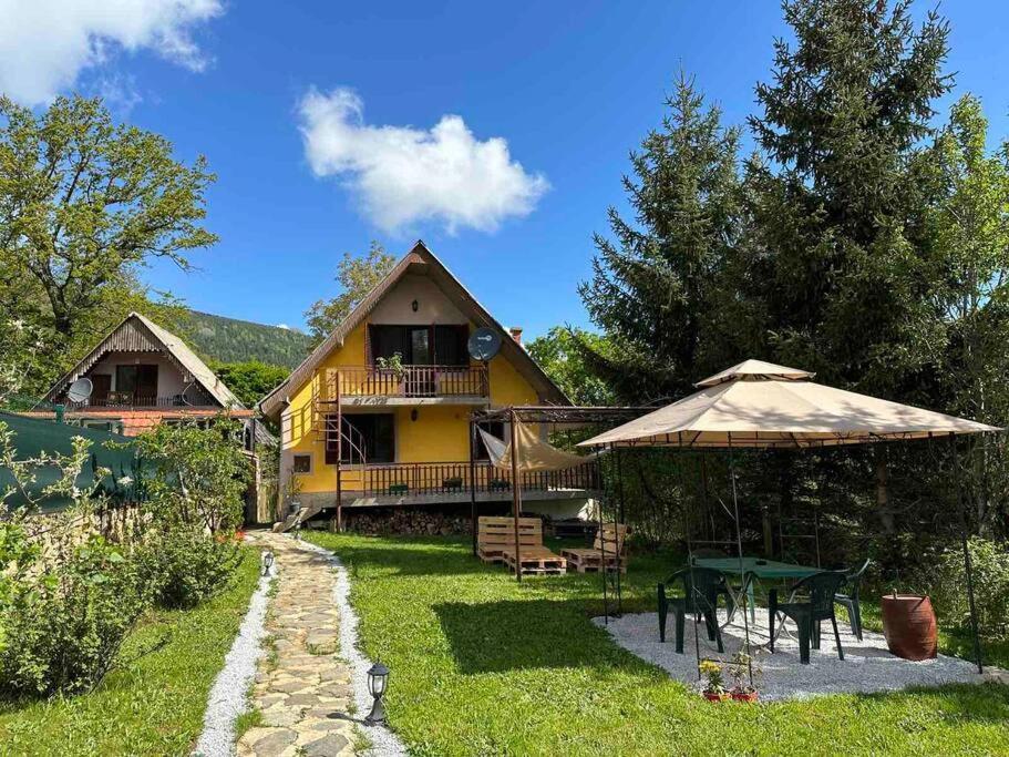 Cosy Mountain Villa In Nizepole Битоля Екстериор снимка